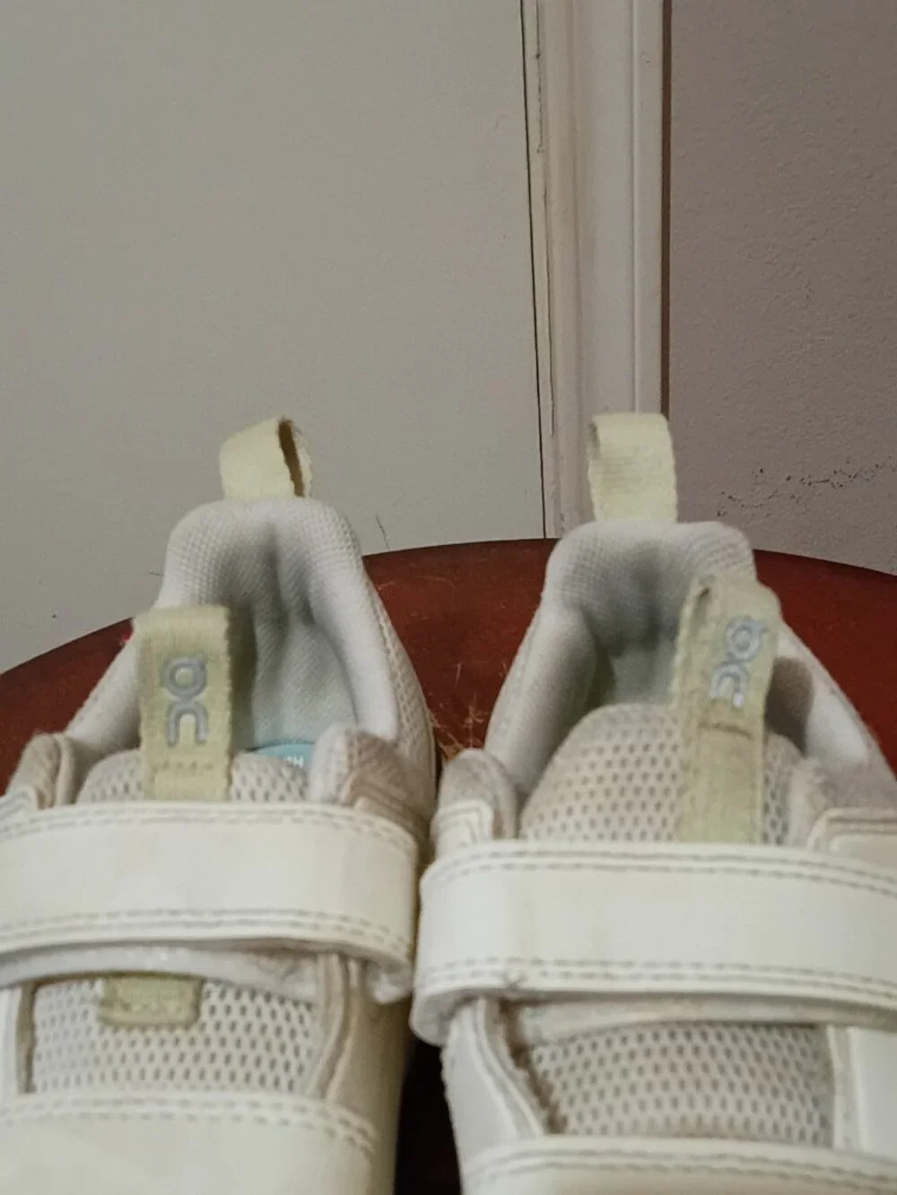 On THE ROGER Kids Ivory Orange Shoes Hook and Loop Kids Size K3